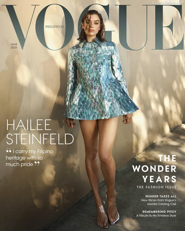 Hailee Steinfeld photo 2 of 1042