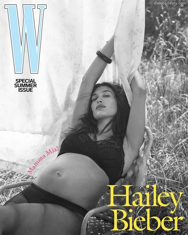 Hailey Baldwin Bieber photo 10 of 1157