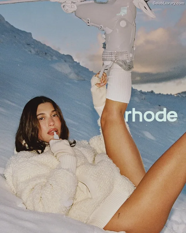 Hailey Baldwin Bieber photo 18 of 1157