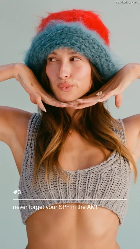 Hailey Baldwin Bieber photo 6 of 1157