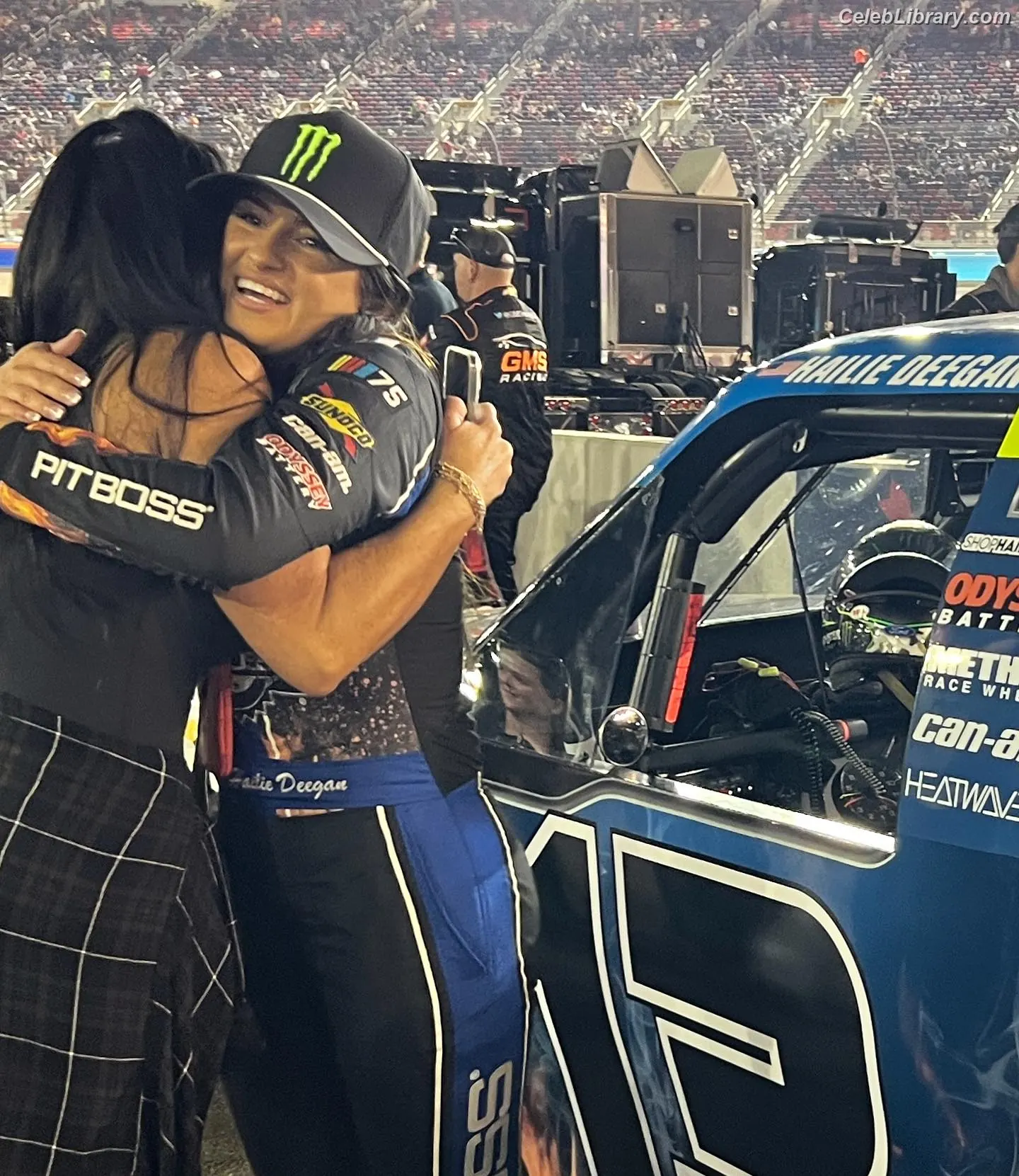 Hailie Deegan photo 7 of 61