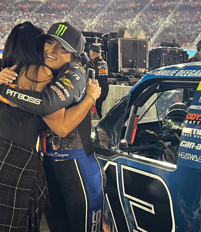 Hailie Deegan photo 7 of 62