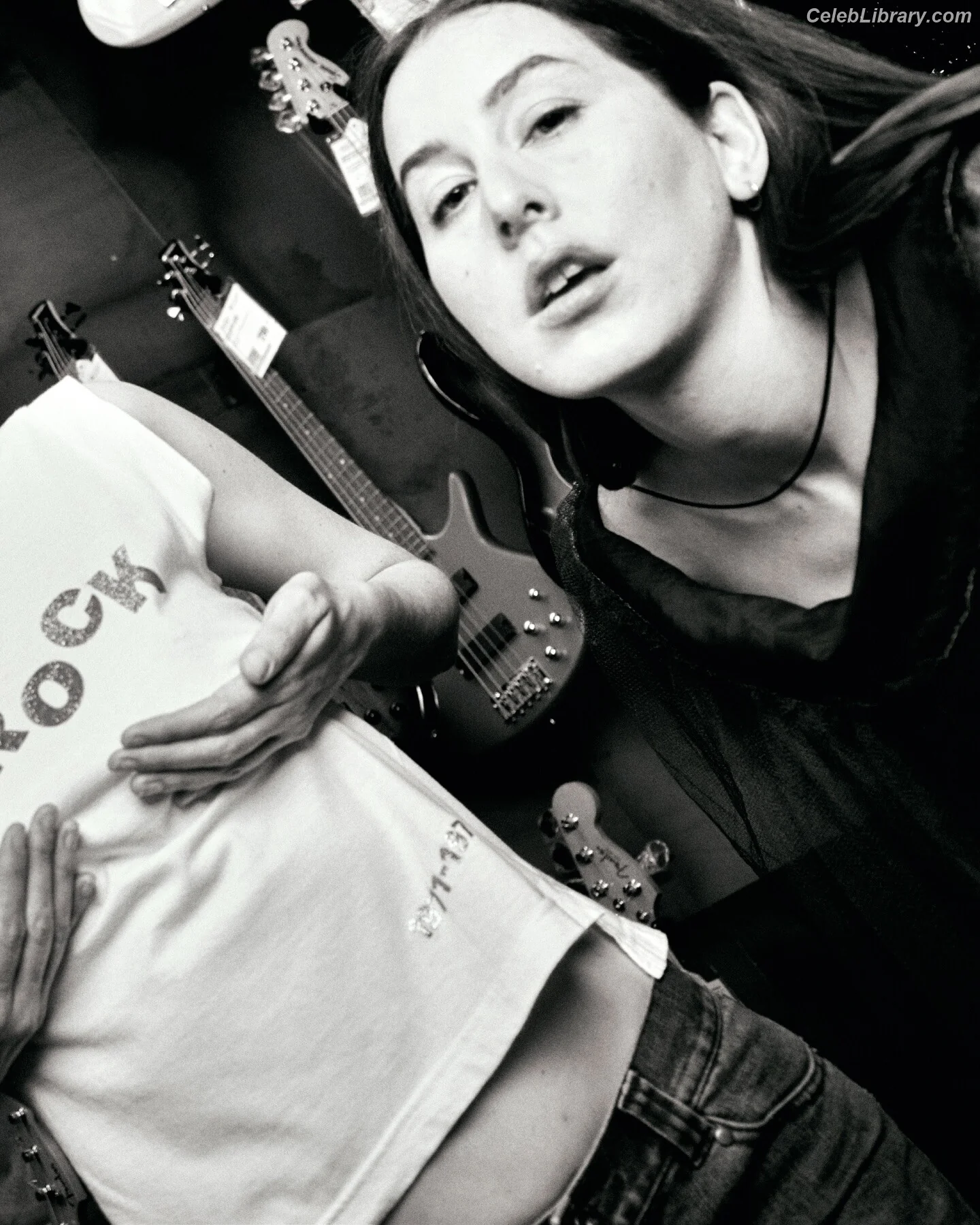 Haim Sisters photo 23 of 253