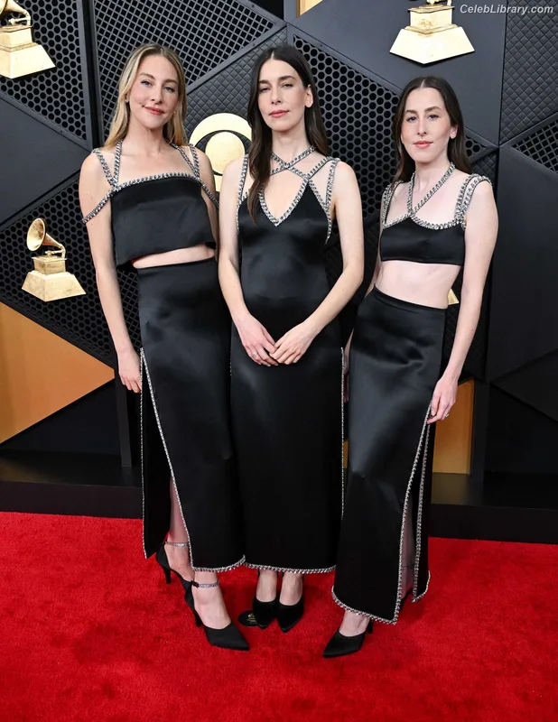 Haim Sisters photo 8 of 254