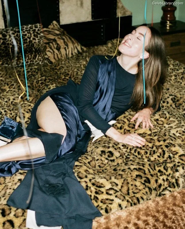 Haim Sisters photo 24 of 254