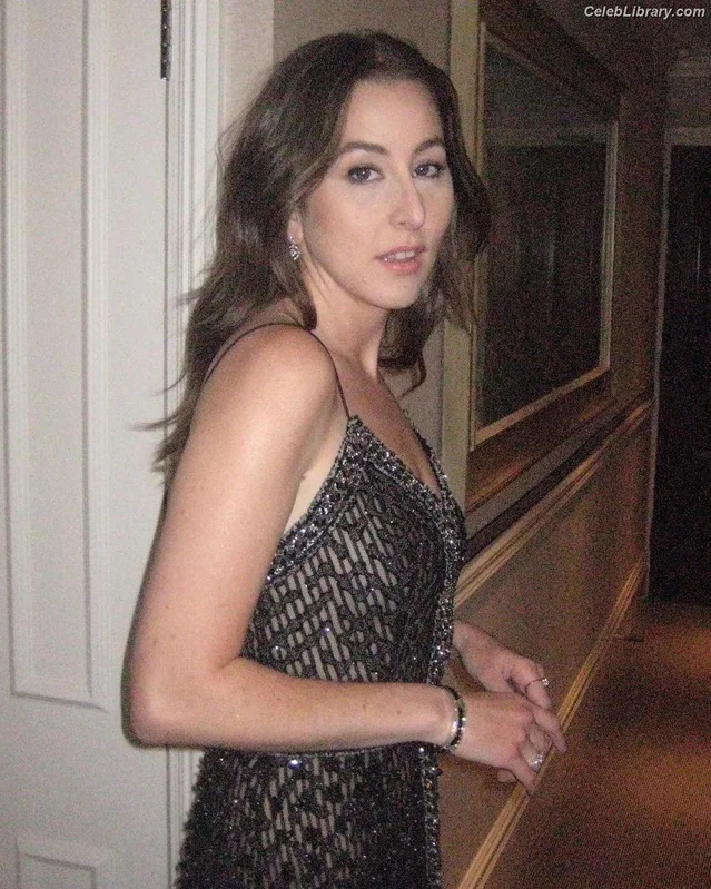 Haim Sisters photo 16 of 254