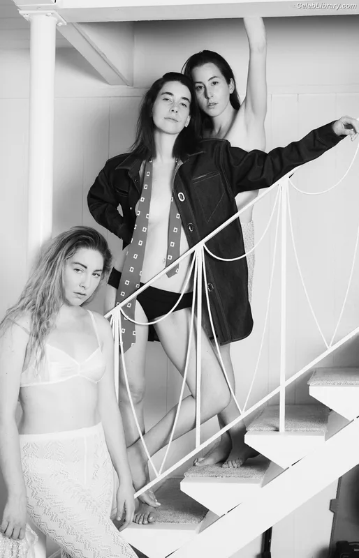 Haim Sisters photo 14 of 254
