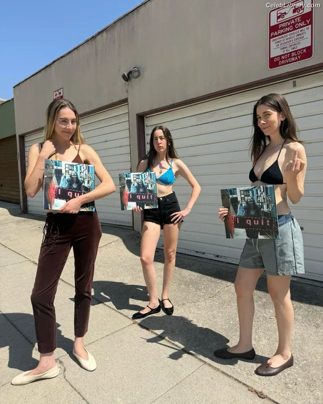 Haim Sisters photo 23 of 254