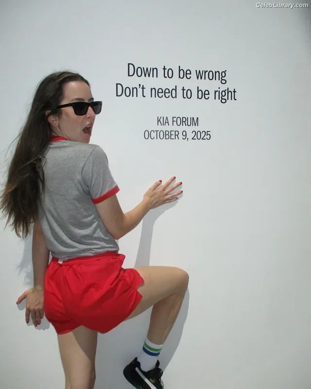 Haim Sisters photo 22 of 254