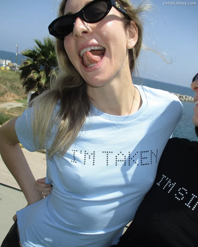 Haim Sisters photo 3 of 254