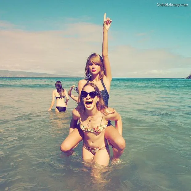 Haim Sisters photo 13 of 254