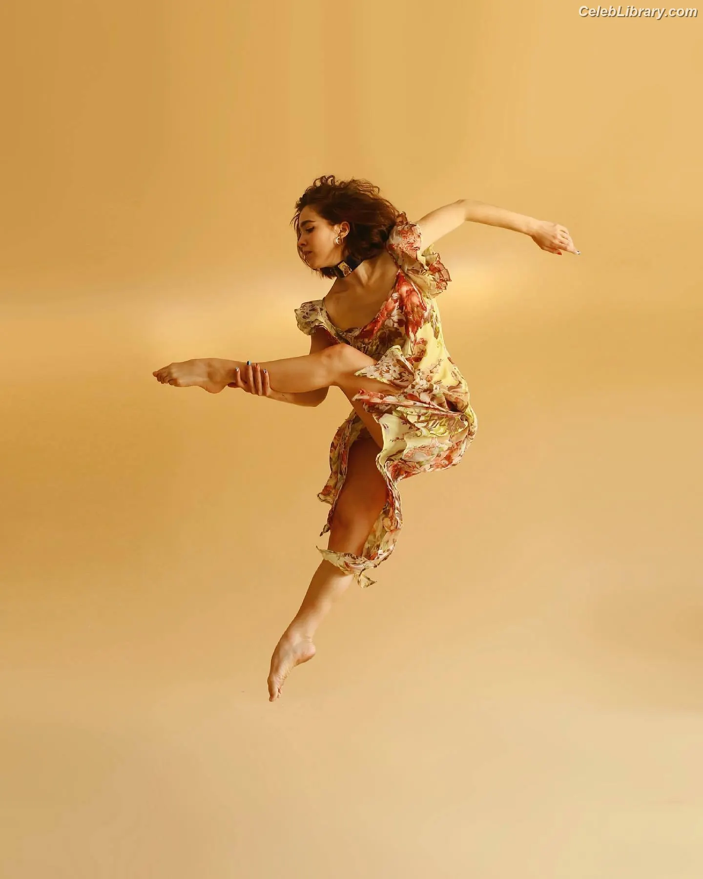 Haley Lu Richardson photo 13 of 710