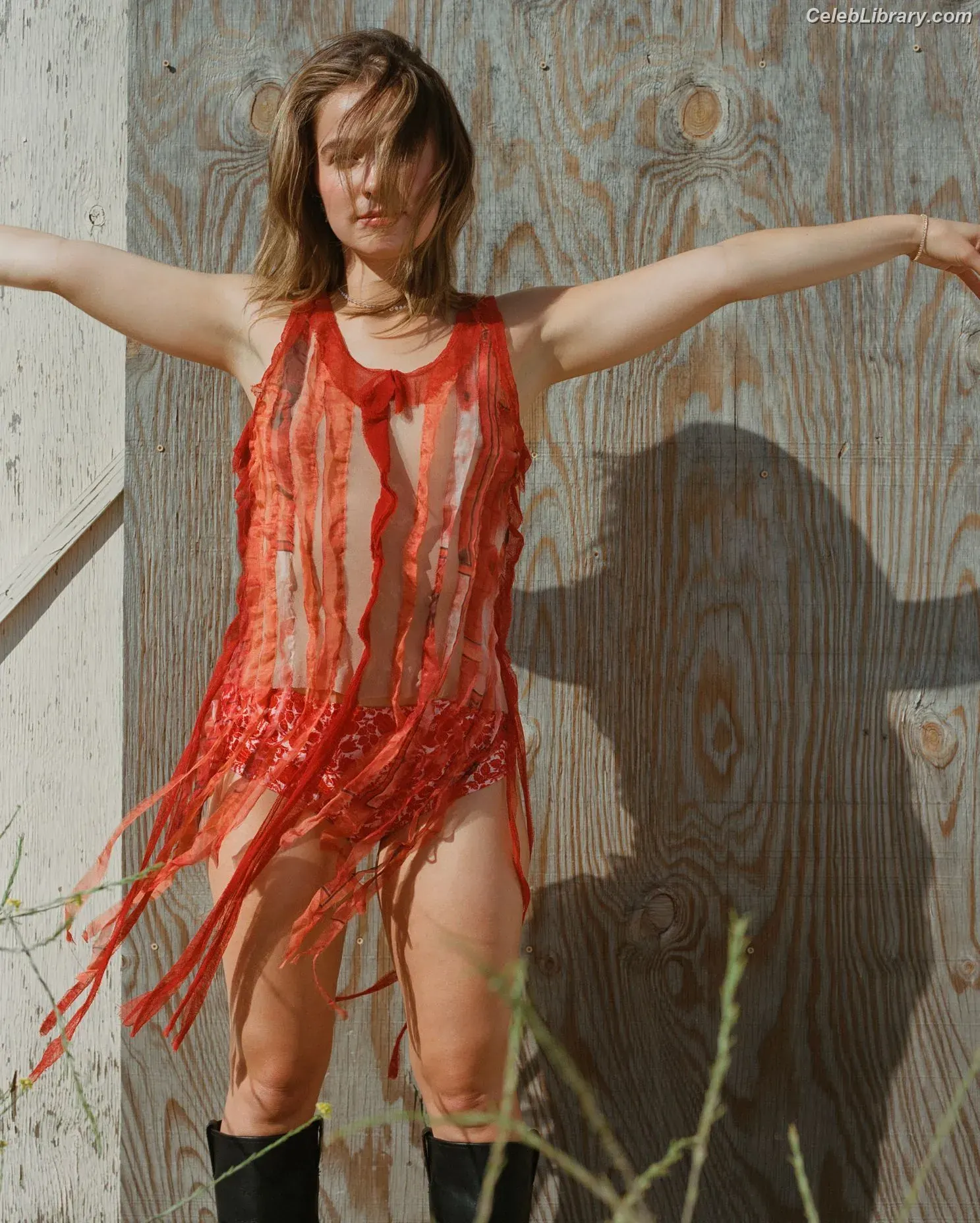 Haley Lu Richardson photo 19 of 710