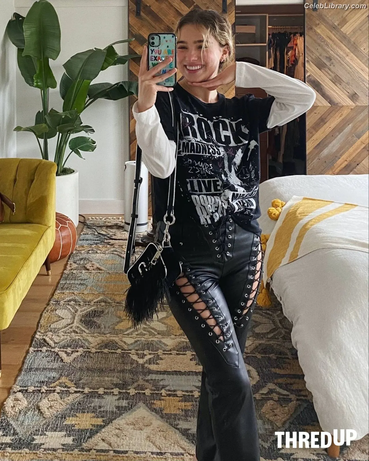 Haley Lu Richardson photo 3 of 710