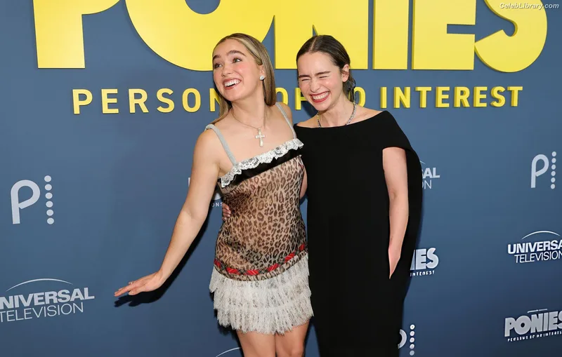 Haley Lu Richardson photo 12 of 711