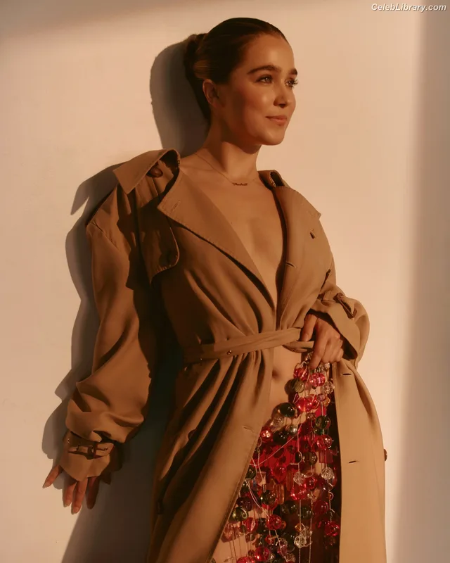 Haley Lu Richardson photo 4 of 711