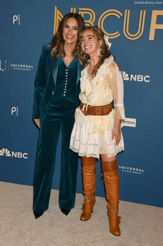 Haley Lu Richardson photo 17 of 711
