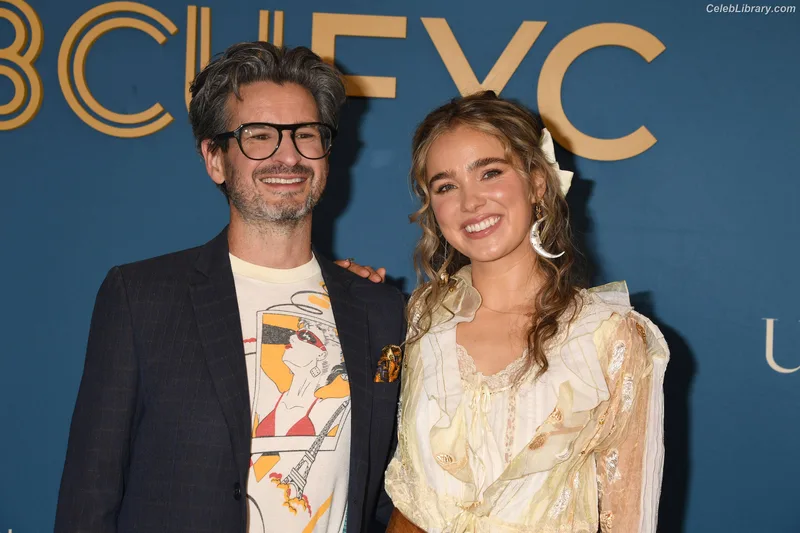Haley Lu Richardson photo 19 of 711