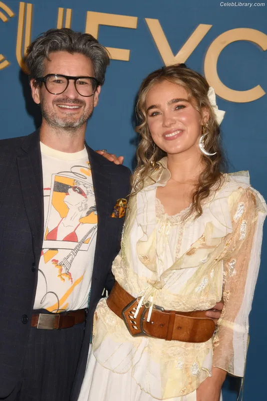 Haley Lu Richardson photo 20 of 711