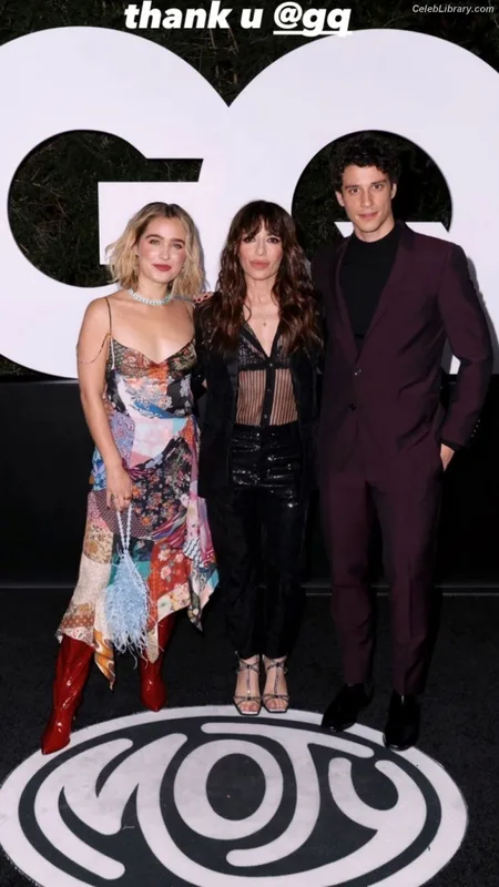 Haley Lu Richardson photo 7 of 711