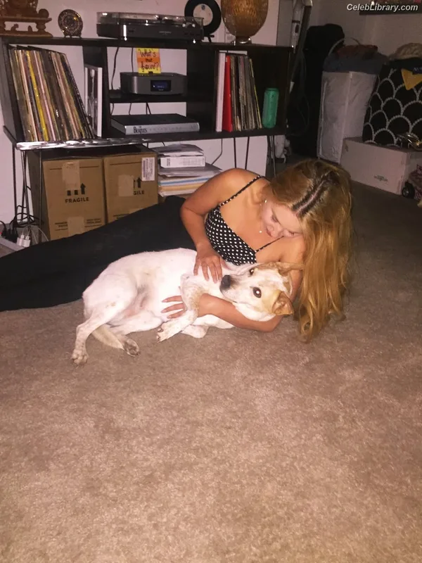 Haley Reinhart photo 17 of 26