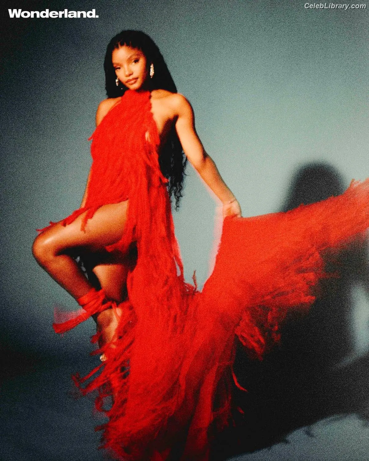 Halle Bailey photo 6 of 712