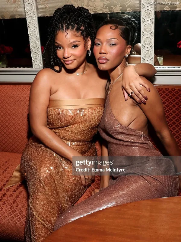 Halle Bailey photo 9 of 713