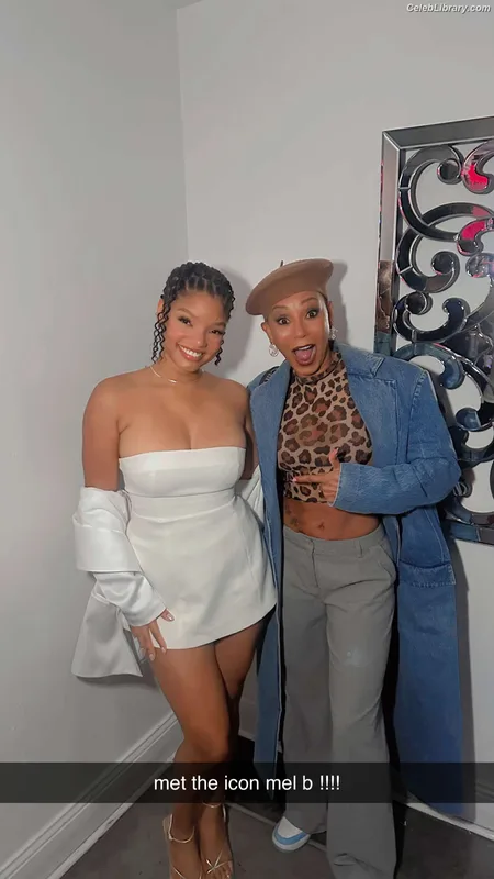 Halle Bailey photo 7 of 713