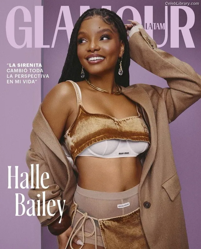 Halle Bailey photo 9 of 713