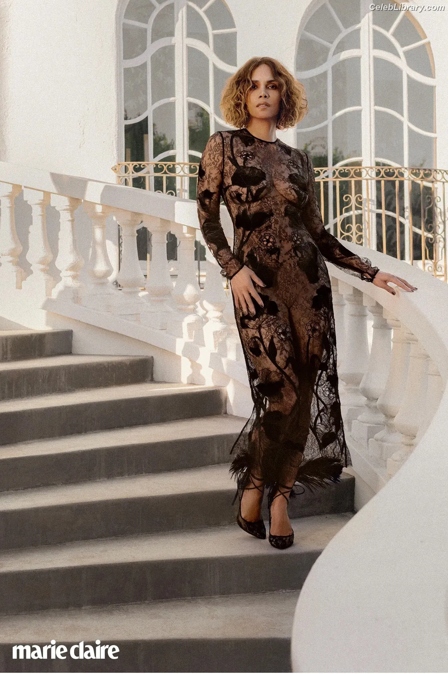 Halle Berry photo 20 of 334