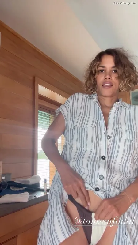 Halle Berry photo 13 of 335