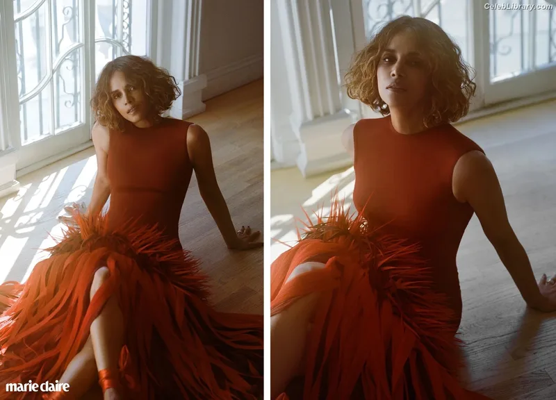 Halle Berry photo 23 of 335