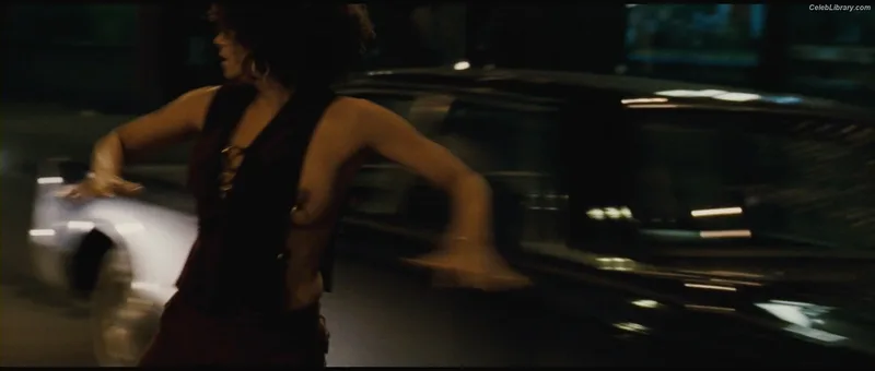 Halle Berry photo 9 of 335