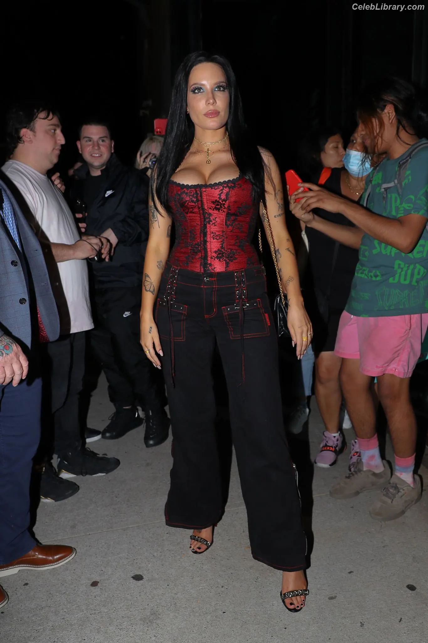 Halsey photo 17 of 1181