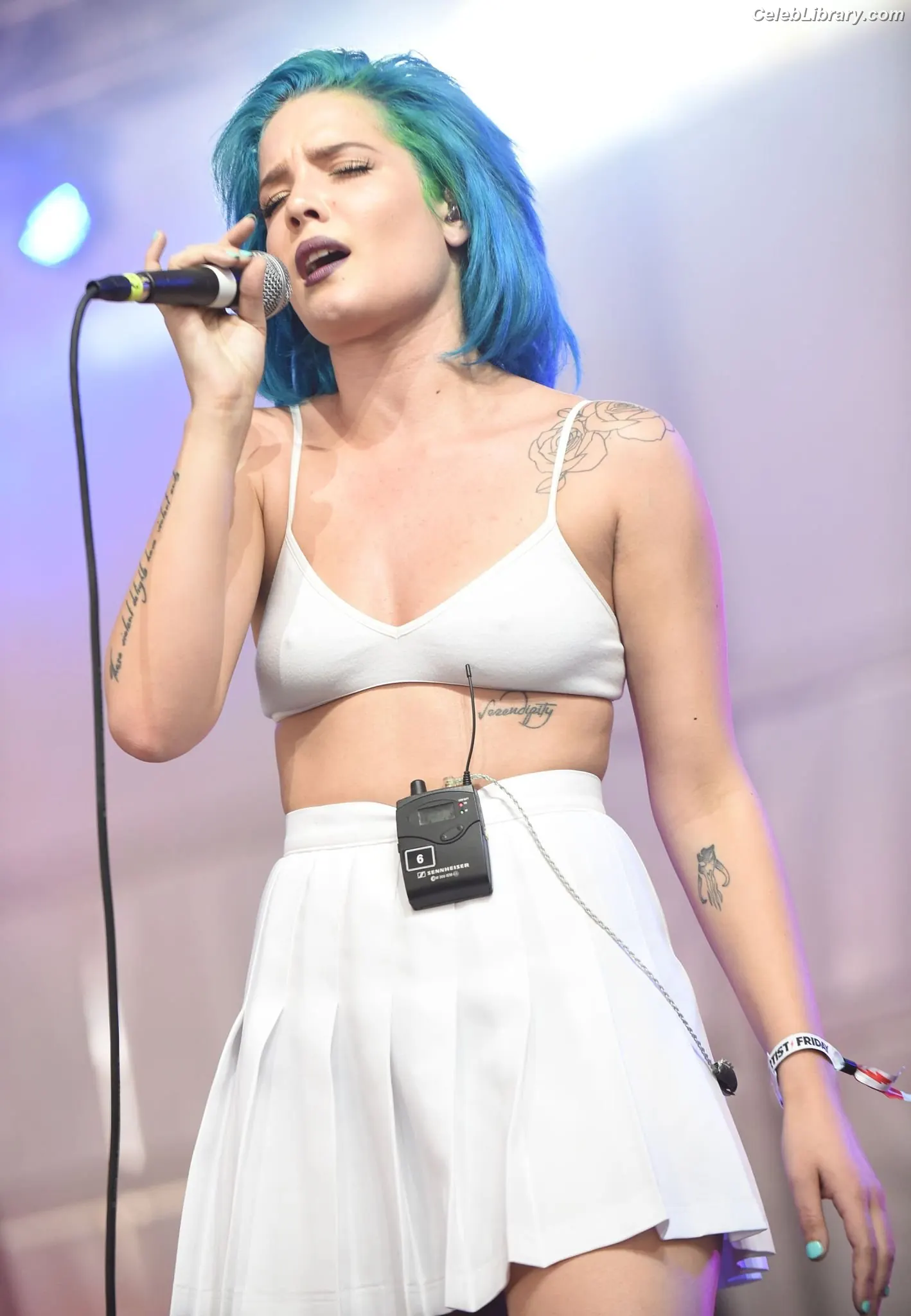 Halsey photo 15 of 1181