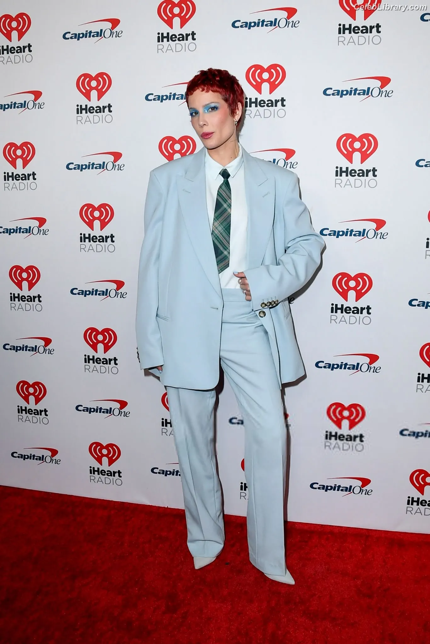 Halsey photo 7 of 1181