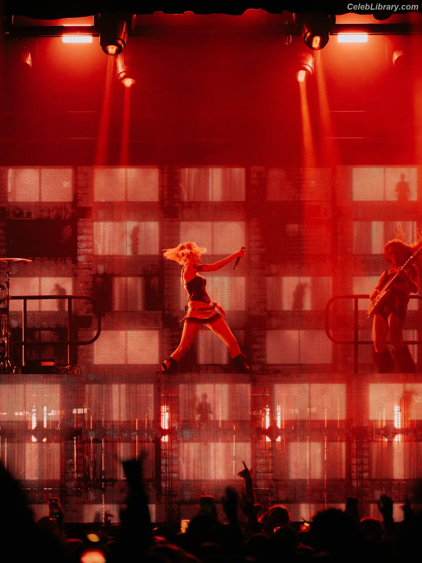 Halsey photo 18 of 1181
