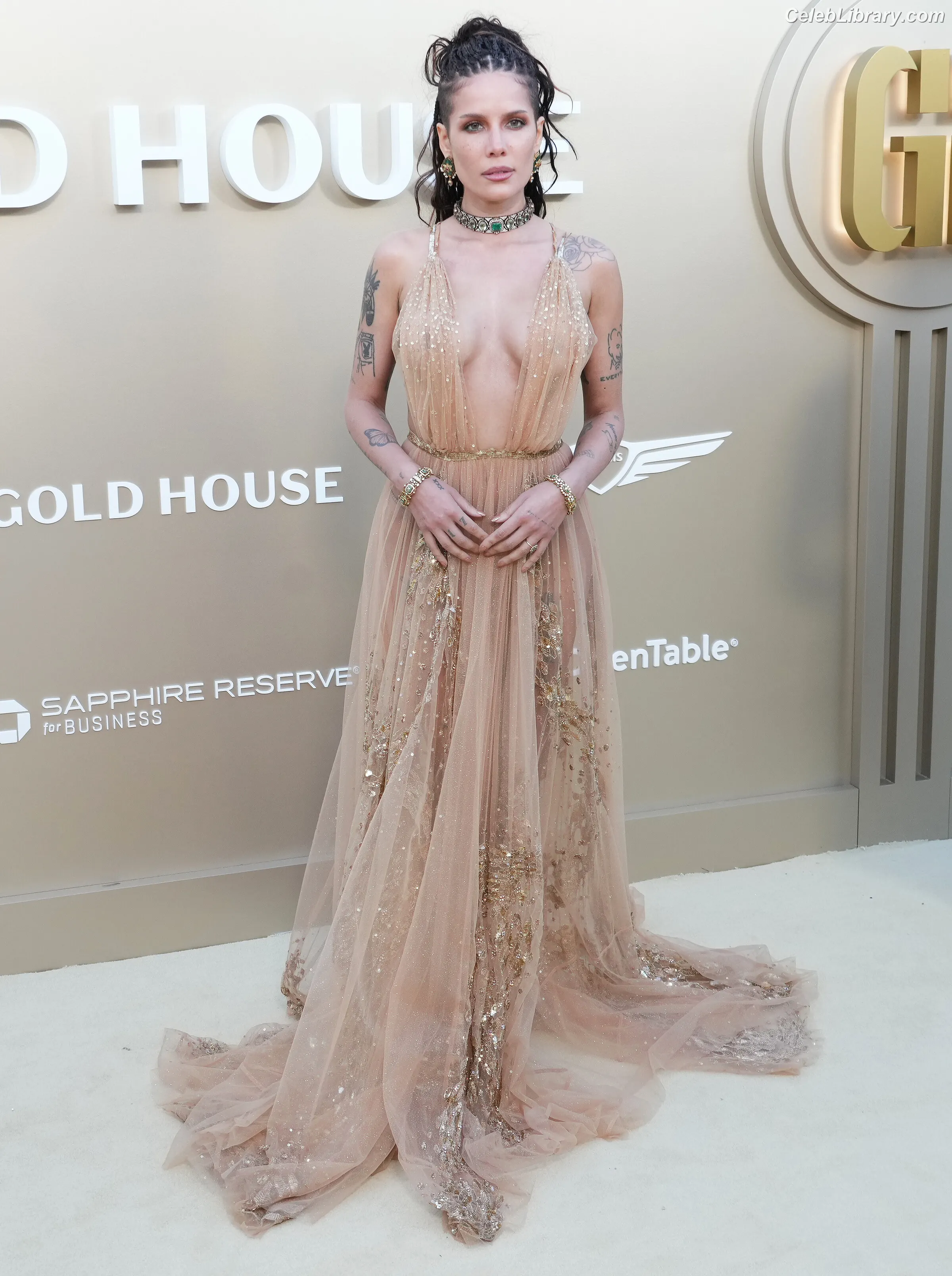 Halsey photo 10 of 1181