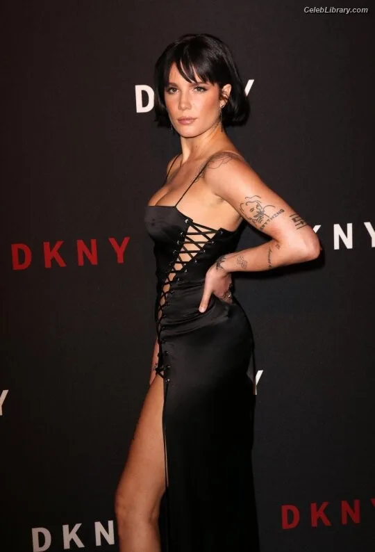 Halsey photo 8 of 1182