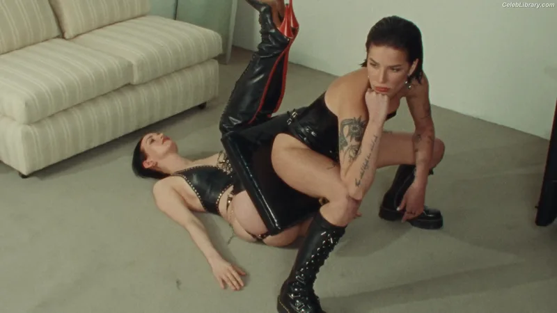 Halsey photo 20 of 1182