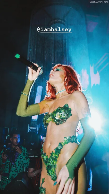 Halsey photo 4 of 1182