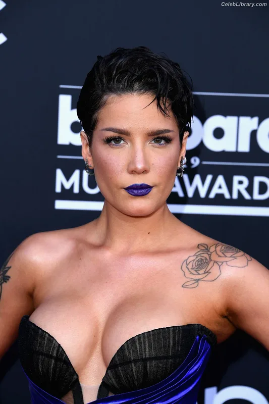 Halsey photo 19 of 1182