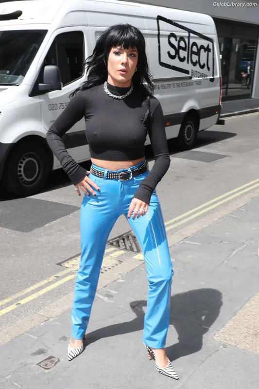 Halsey photo 11 of 1182
