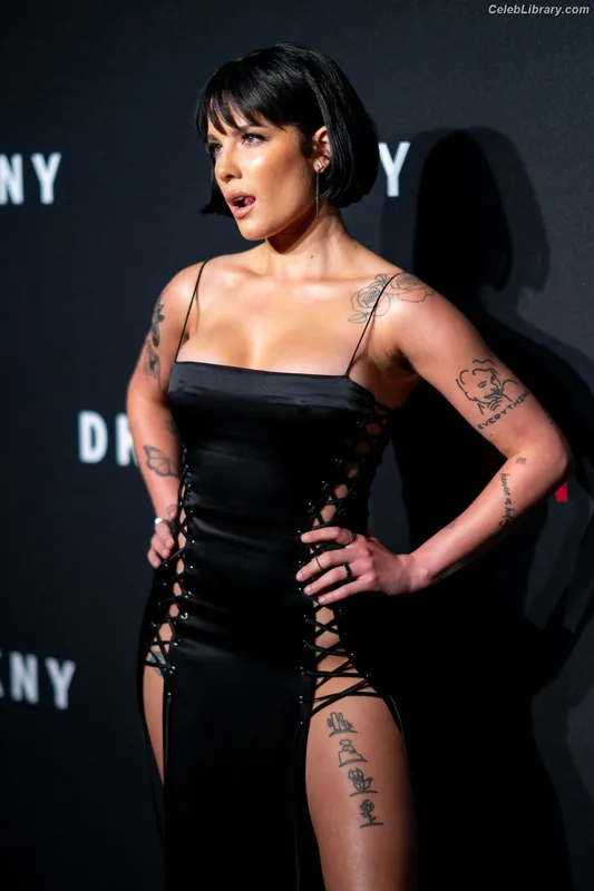 Halsey photo 9 of 1182
