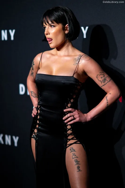 Halsey photo 10 of 1182