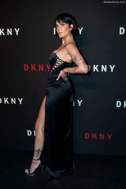 Halsey photo 14 of 1182