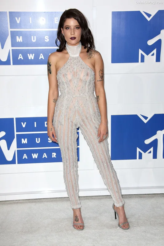 Halsey photo 5 of 1182