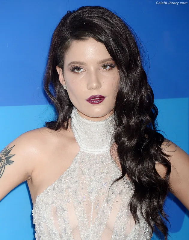 Halsey photo 6 of 1182
