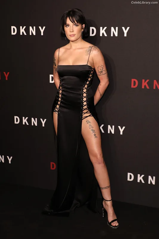 Halsey photo 19 of 1182