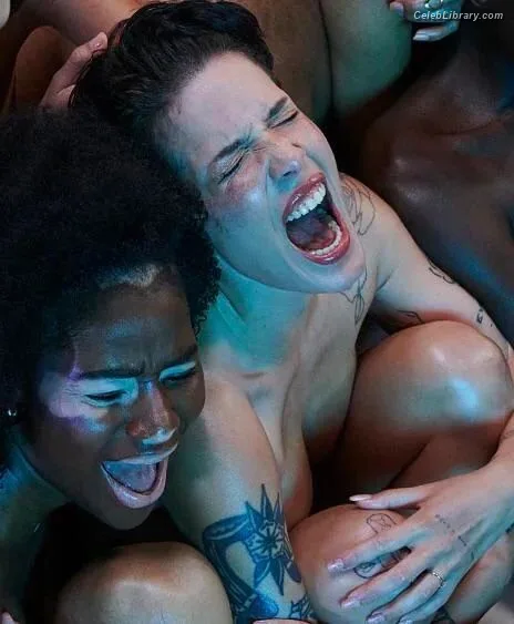Halsey photo 7 of 1182